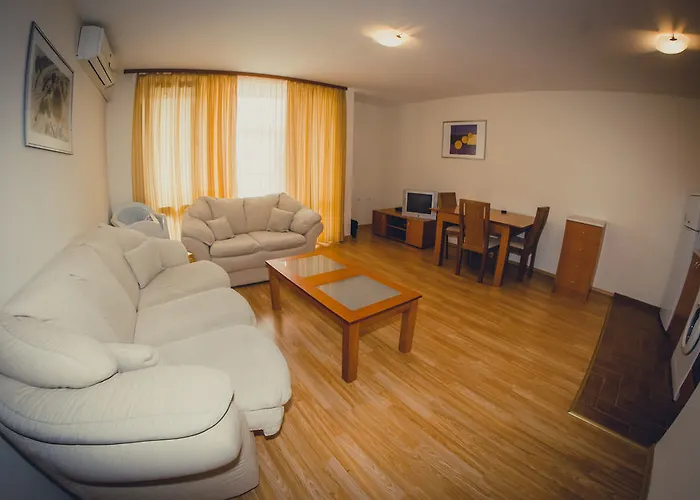 Green Fort * Солнечный берег