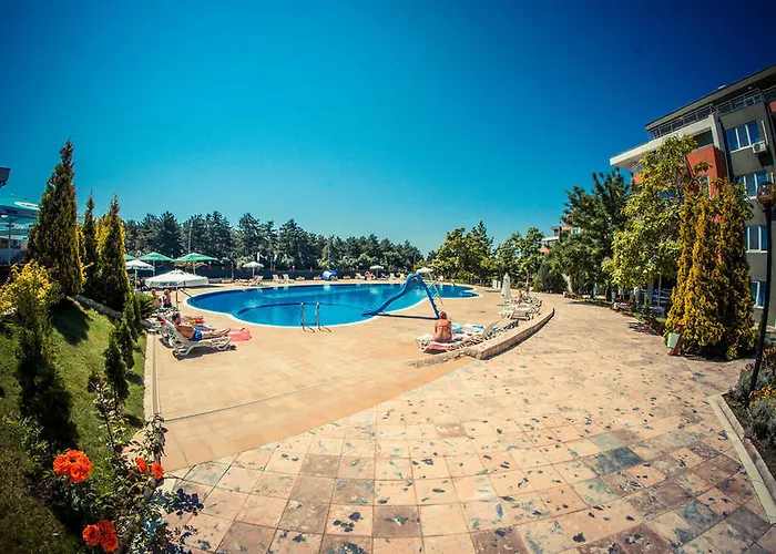 Отель Green Fort Солнечный берег