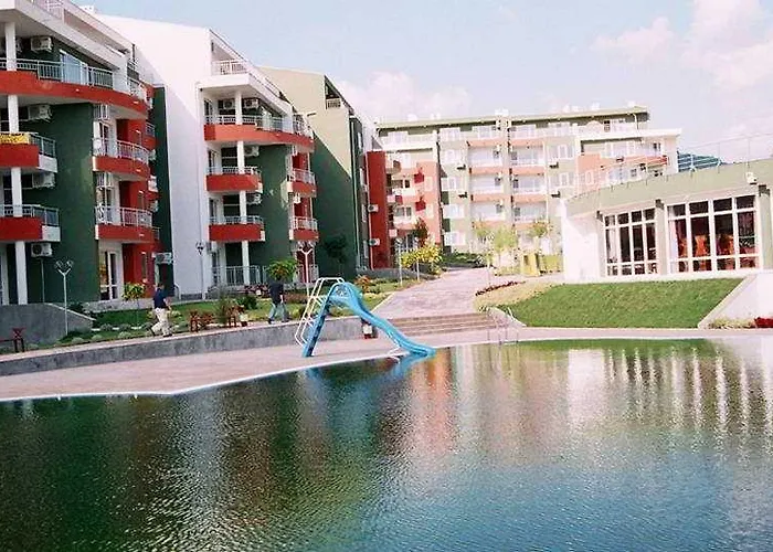 Green Fort * Солнечный берег