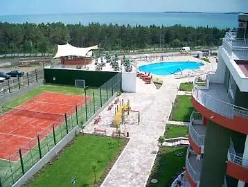 Green Fort Отель *