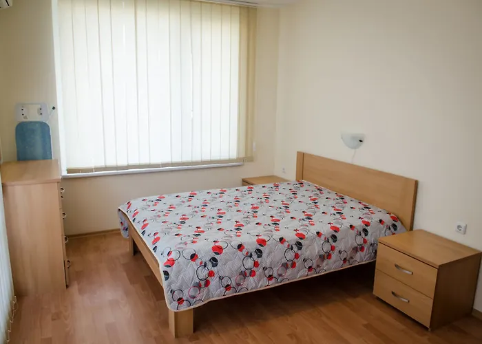 Green Fort Отель